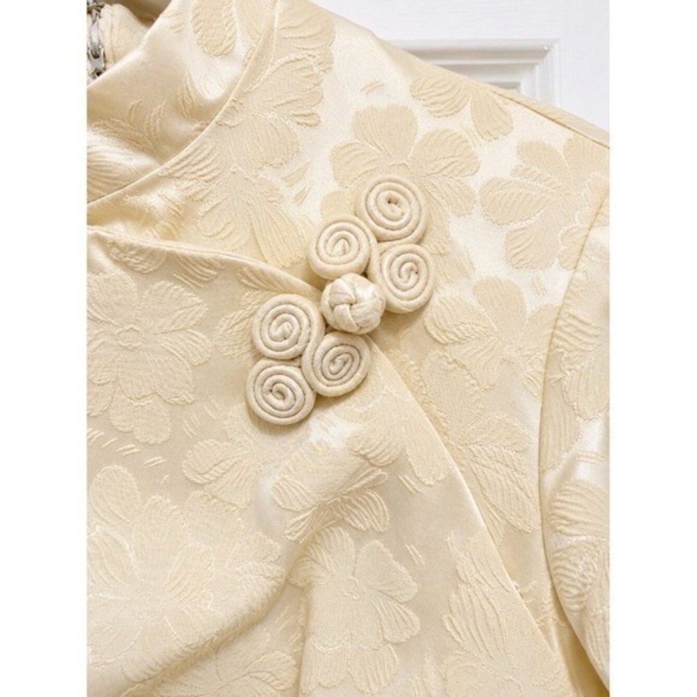Vintage 1960s Era Ivory Floral Brocade Mandarin Collar Sheath Dress Handmade - Picture 2 of 8